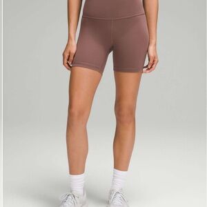 Lululemon Wunder Train HR Short 6” size 6